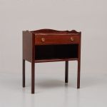 1055 9304 SIDEBOARD